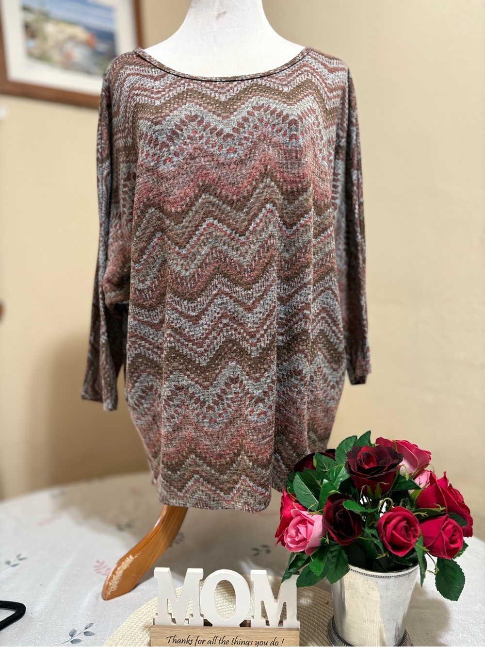 Relaxed Chevron Scoop Neck Sweater in Dusty Rose & Taupe